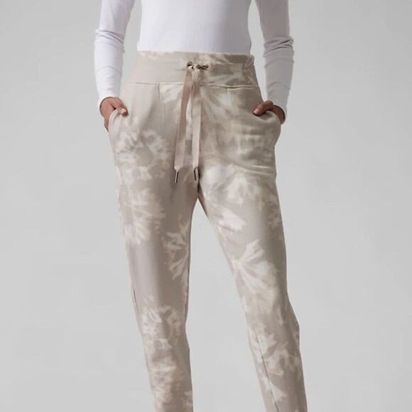 ATHLETA Women's Balance Jogger Willow Abalone Grey - Picture 2 of 8